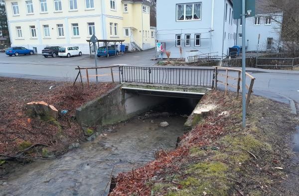 Die Falkenbrücke in Hechingen-Stetten. Hier stehen Sanierungsarbeiten an. ©Landratsamt Zollernalbkreis Eine Brücke