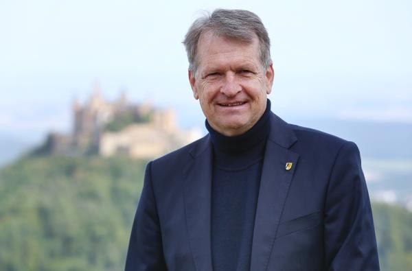 Landrat Günther-Martin Pauli ©Landratsamt Zollernalbkreis Ein Mann - Landrat Günther-Martin Pauli
