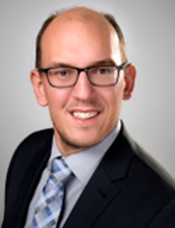 © Landratsamt Zollernalbkreis Mann, dunkles Haar, Halb-Glatze, Brille, Anzug
